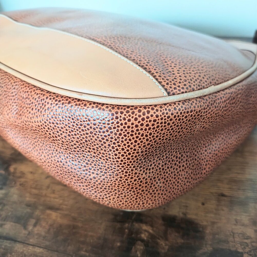 Vintage ISANTI Leather Shoulder Bag - Picture 3 of 16